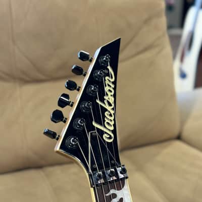Jackson Dinky DK2 FF FR HSS MIJ - Rosewood Fingerboard, Gloss Black, Used image 9