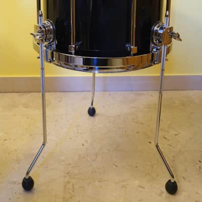 Premier Signia 15" tom • Ebony Gloss black finish • floor tom use image 10