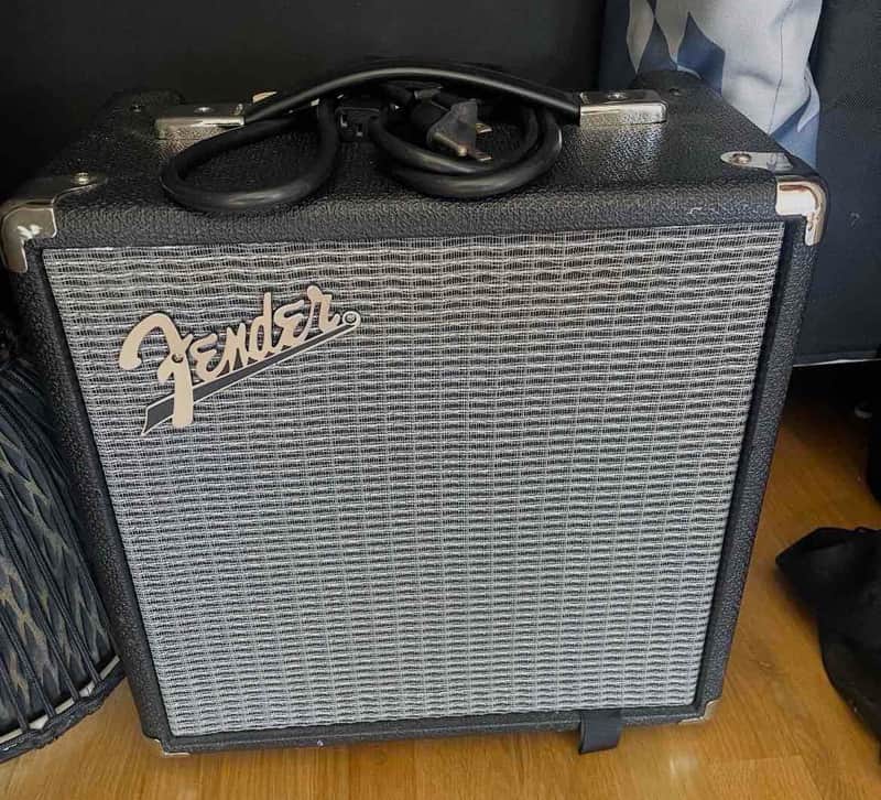Fender Rumble 15 V3 15-Watt 1x8" Bass Combo 2015 - Present - Black image 1