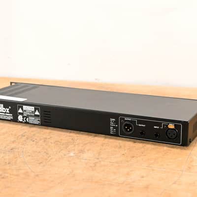 dbx 131 31-Band Graphic Equalizer CG01VRG image 6