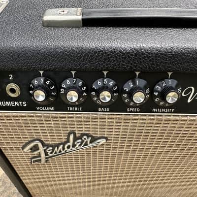 Fender Vibro Champ 6-Watt 1x8" Guitar Combo 1965 image 3