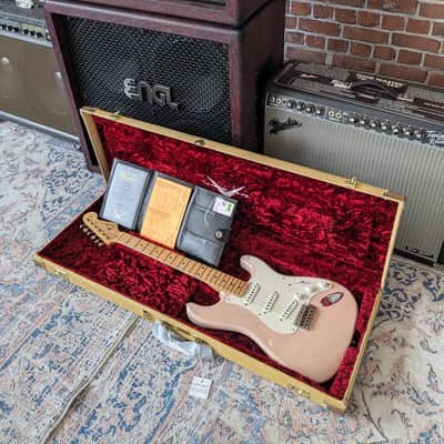 Used Fender Custom Shop MVP '56 Stratocaster Journeyman Relic - Trans Shell Pink image 9