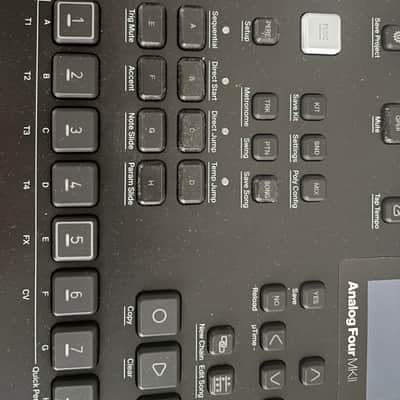 Elektron Analog Four MKII 4-Voice Tabletop Analog Synthesizer 2020 - Present - Black image 2
