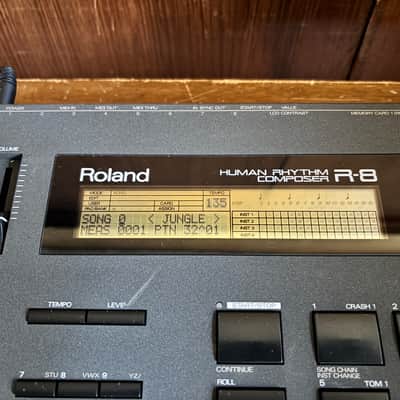 Roland R-8 Human Rhythm Composer Drum Machine NEW INTERNAL BATTERY w/ power supply image 3