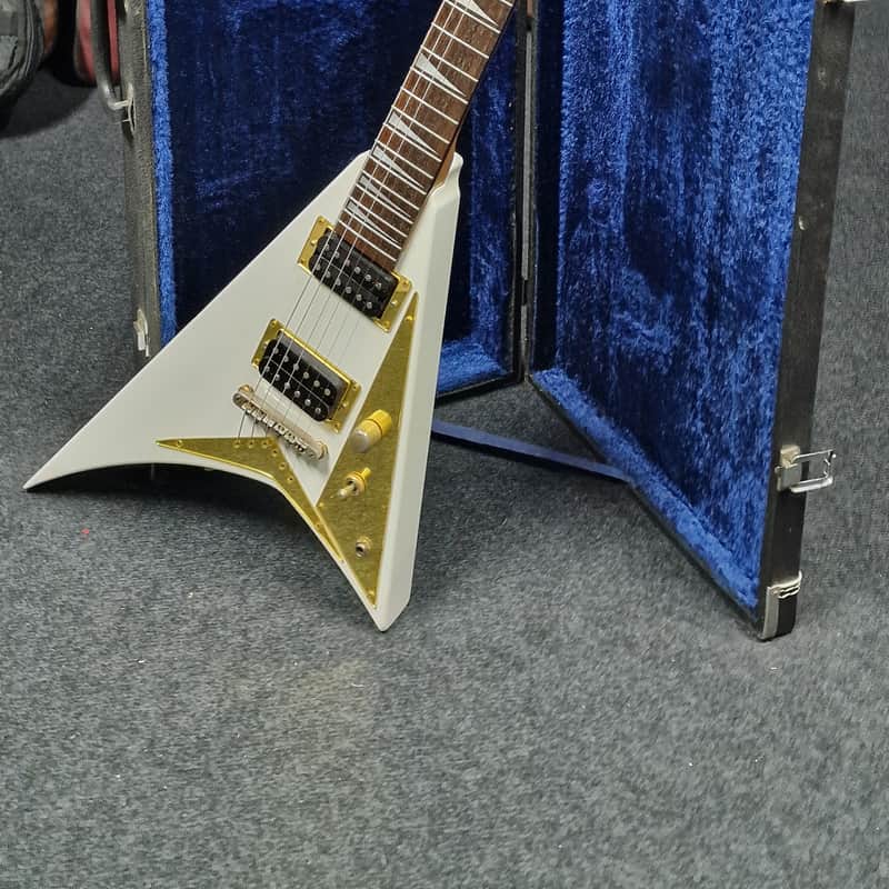 2001 Charvel Randy V 610 RR White