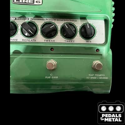 Line 6 DL4 Delay Modeler 1999 - 2021 - Green - X17293 image 3