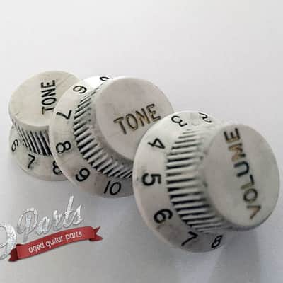 Set of 3 Hand Aged Fender knobs White, relic, aged, Stratocaster, 59 Parts image 2