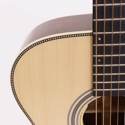 Martin Custom 000 - Adirondack Spruce Top with Wild Grain East Indian Rosewood Back and Sides image 4