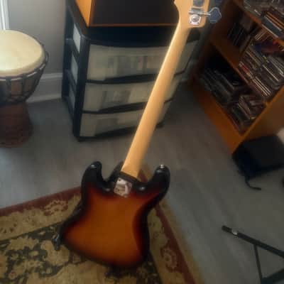 Fender Highway One Jazz Bass 2003 - 2011 - 3-Color Sunburst image 5