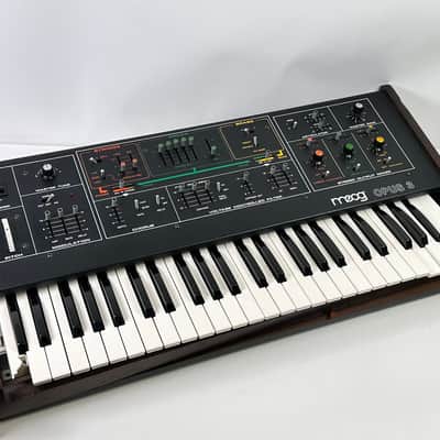 Moog Opus 3 Rare Vintage Analog String Machine image 4
