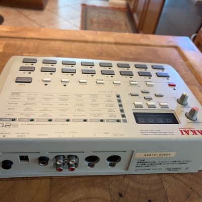 Akai S20 Stereo Phrase Sampler 1997 - White- SERVICED - MAXED image 11