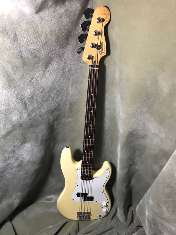 Fender P bass MIM. MIA pickups. 1991-2001 Mexico Precision. (Buttercream?) image 1