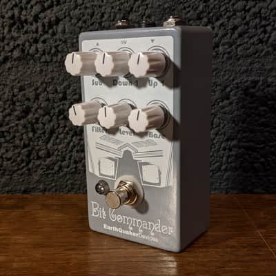 EarthQuaker Devices Bit Commander Analog Octave Synth image 1