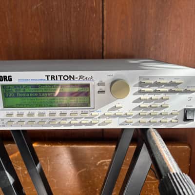 Korg Triton Rack Synthesizer/Sampler Workstation Ver 1.1.1 w/ power supply full simm image 4