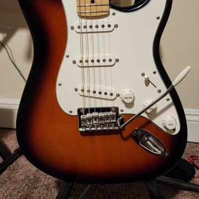 Fender player series Sunburst ( 75th anniversary) image 2