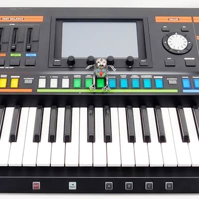 Roland Jupiter-80 V2 Synthesizer Keyboard + Near Mint / Fast Neuwertig + 1,5 Jahre Garantie