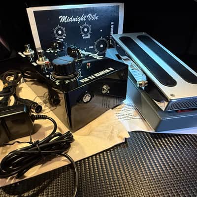 R Weaver FX Midnight Vibe with Shin-Ei 5 Pin speed control expression pedal, year 2022. image 25