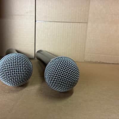 Immagine Shure BLX88 H10 Dual Wireless Microphone System w/ 2 PG58 Handheld Mics - 7