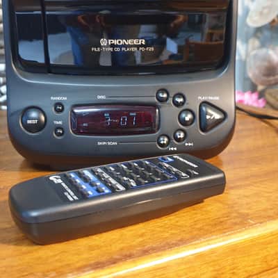 *RARE* Vintage Pioneer PD-F25 25 Disc CD Player w/ Pioneer CU-PD088 Remote image 11