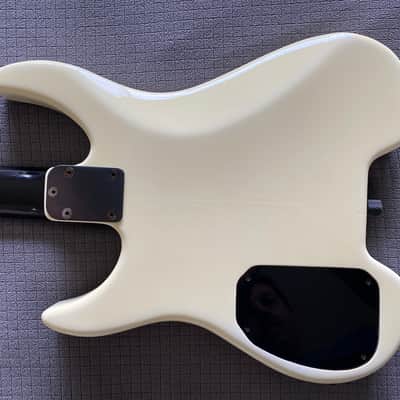 Steinberger GM4T 80s - TransTrem image 5