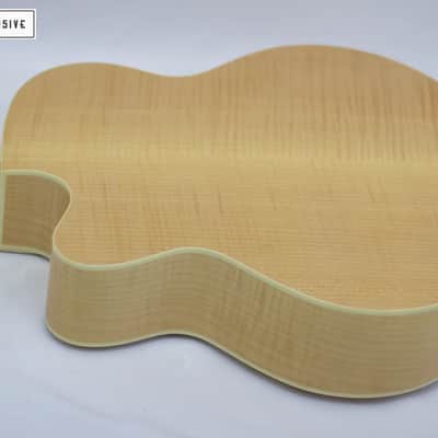 Fender CJ-290SCE Jumbo Natural image 13