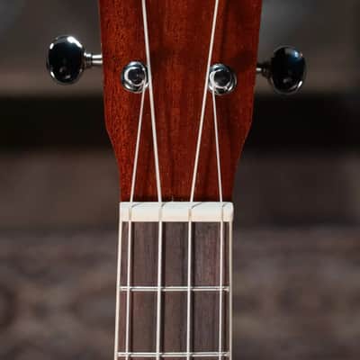 Lanikai MA-T Mahogany Tenor Ukulele with Padded Gig Bag image 5