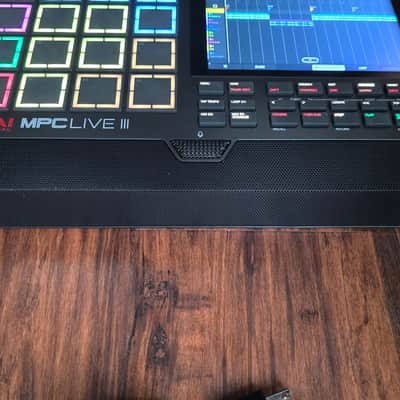 Akai MPC Live III Standalone Sampler / Sequencer 2025 - Present - Black image 2