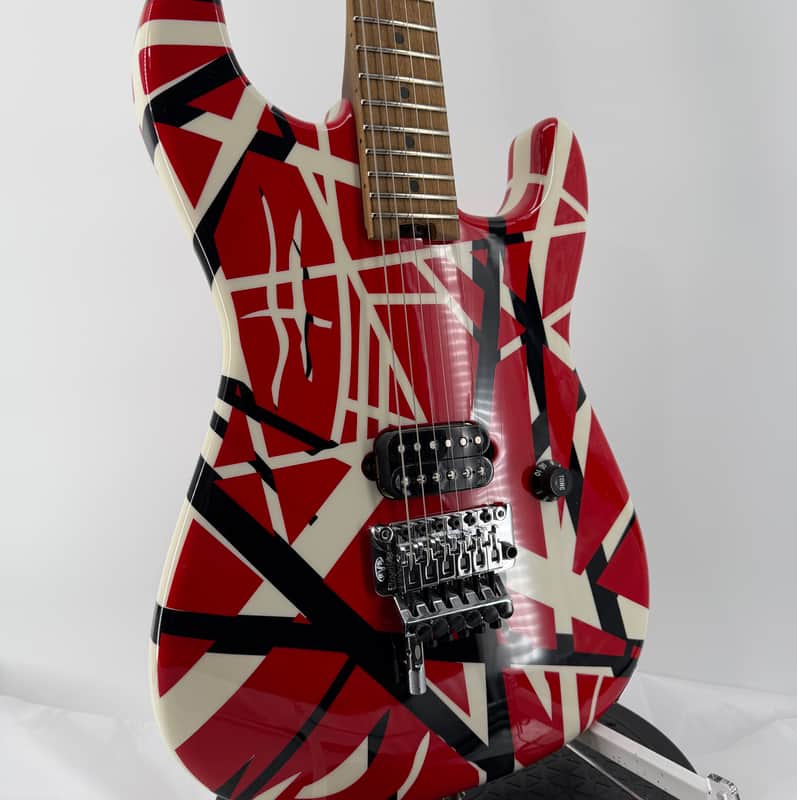 EVH Striped Series Frankie 2020 - Present - Red / White / Black Stripes Relic image 1