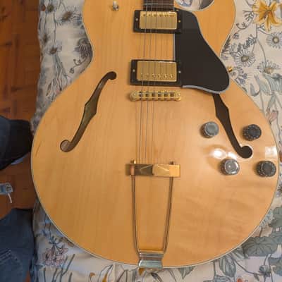 Gibson ES135-H 2002 Natural with OHSC image 2