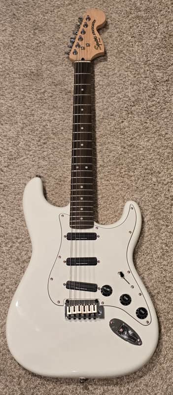 Squier Deluxe Hot Rails Stratocaster | Reverb