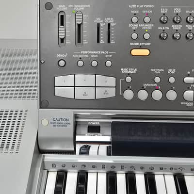 Technics KN7000 - Digital Keyboard Workstation - Fair image 4