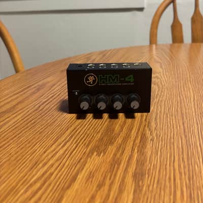 Mackie HM-4 4-Way Headphone Amplifier 2018 - Present - Black image 1