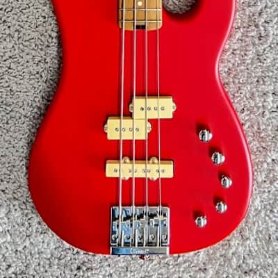 Charvel Pro-Mod San Dimas Bass PJ IV MAH, Caramelized Maple board, Ferrari Red