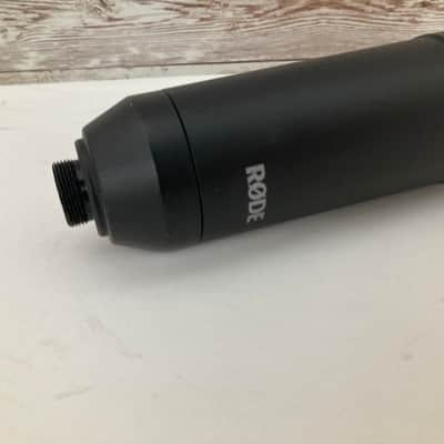 Used RODE NT1 Large Diaphragm Cardioid Condenser Microphone image 5