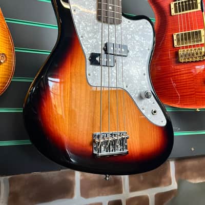 Fender Ltd Edition Mark Hoppus Jaguar Bass 3-Color Sunburst 2025 Electric Bass image 3