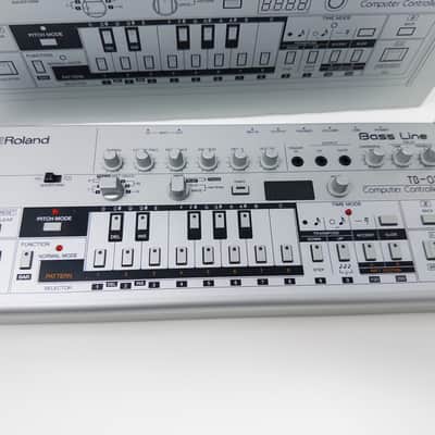 Roland TB-03 Boutique Series Synthesizer Module Bass Line Synthesizer 2016 - Present - Silver image 6