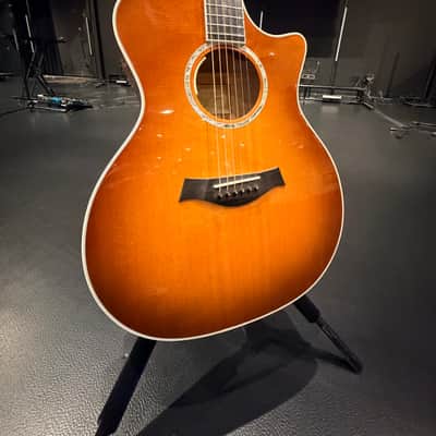 Taylor 614ce with LR Baggs Pickup Honey Sunburst image 2