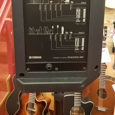 Yamaha  Stagepas 300 portable PA system image 6