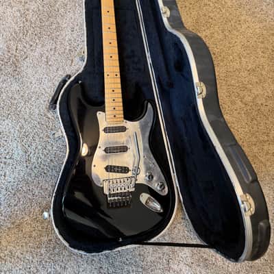 Fender ST-110FIM Iron Maiden Signature Stratocaster 2001 - 2002 - Black image 9