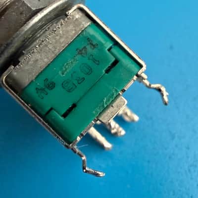 ROLAND MC-505 Groovebox Sequencer Part: 6-Pin Potentiometer 103B Pot 10KB image 5