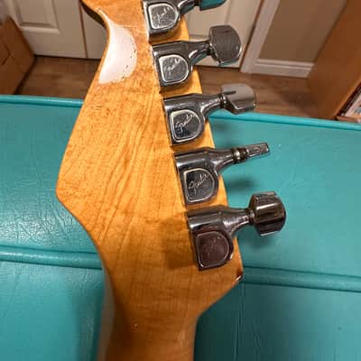 Fender Elite Stratocaster with Rosewood Fretboard 1983 - 1984 - Black image 3