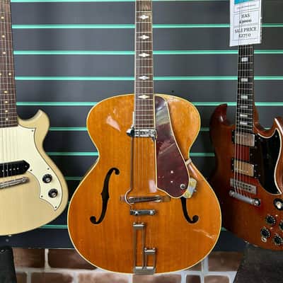Epiphone Triumph Natural 1947 Hollow-Body Electric Guitar image 2