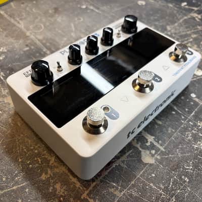 TC Electronic Plethora X3 TonePrint Multi-Effects Pedalboard 2022 - Present - White image 3