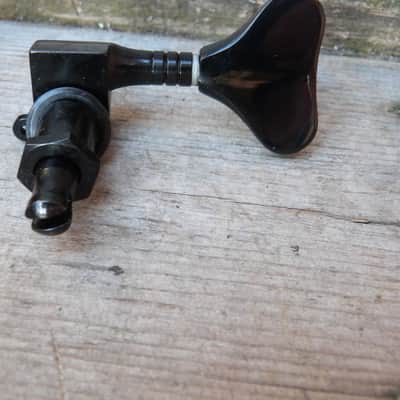Schaller hamer branded bass gears black image 3