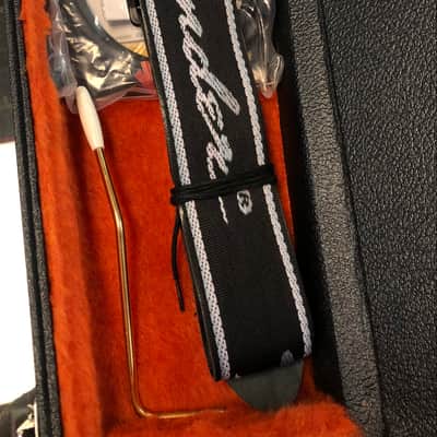 Fender 1996 50th Anniversary Stratocaster, Limited Edition, Sunburst 2389 of 2500 with Case - Pre Owned image 10