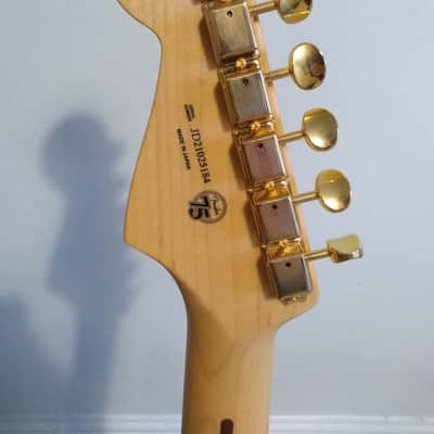 Fender MIJ Traditional II Stratocaster 2021 - Caribbean Blue image 8
