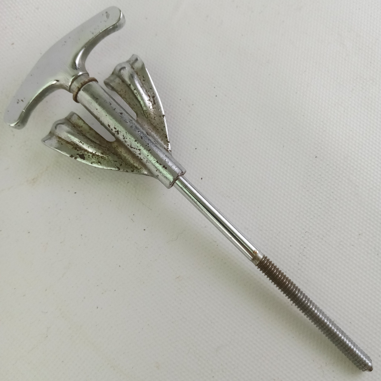 Ludwig Bass Drum Long Tension T-Rods+Claws 5 1/4"Chrome Vintage 60s Club-Date US — main photograph