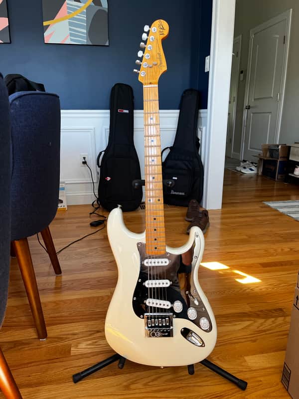 Fender Nile Rodgers Signature Hitmaker Stratocaster 2022 - Present - Olympic White