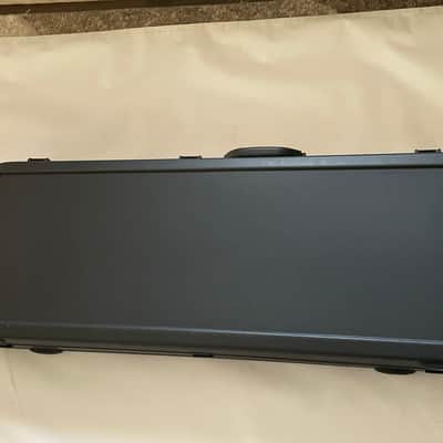 2010's Fender Stratocaster Telecaster Hardshell Electric Guitar Case TSA Latches w/ Keys (Damaged) image 11