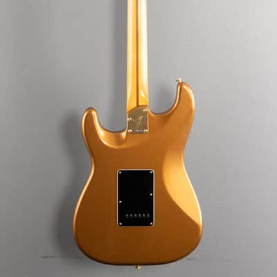 Fender Limited Edition Bruno Mars Stratocaster - Mars Mocha image 3